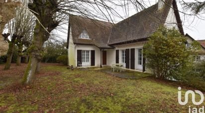 Traditional house 6 rooms of 116 m² in Saint-Fargeau-Ponthierry (77310)