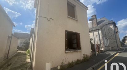 House 3 rooms of 52 m² in Courcelles-la-Forêt (72270)