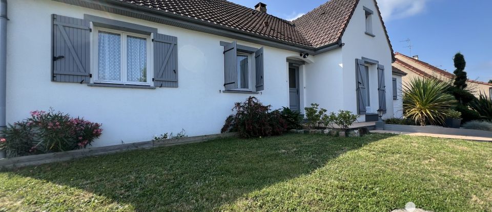 Maison 8 pièces de 170 m² à La Suze-sur-Sarthe (72210)