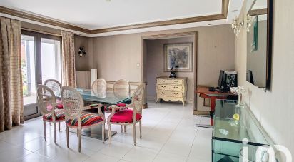 Traditional house 6 rooms of 163 m² in Bully-les-Mines (62160)