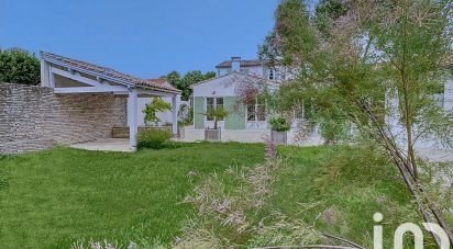 Maison traditionnelle 9 pièces de 223 m² à La Couarde-sur-Mer (17670)