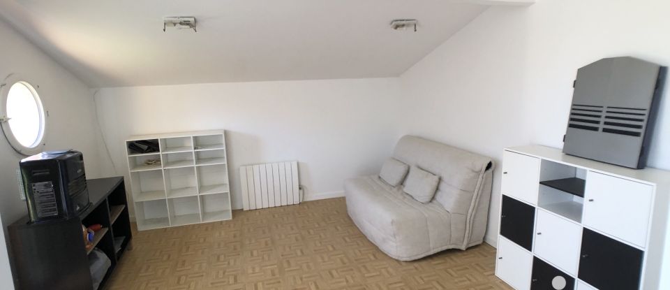 Maison 4 pièces de 115 m² à Saint-Médard-en-Jalles (33160)