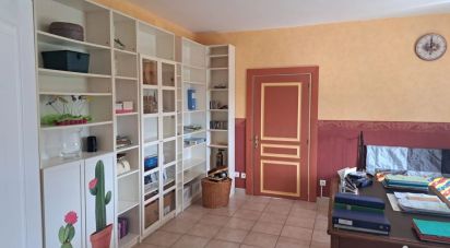 House 7 rooms of 366 m² in Montauban (82000)