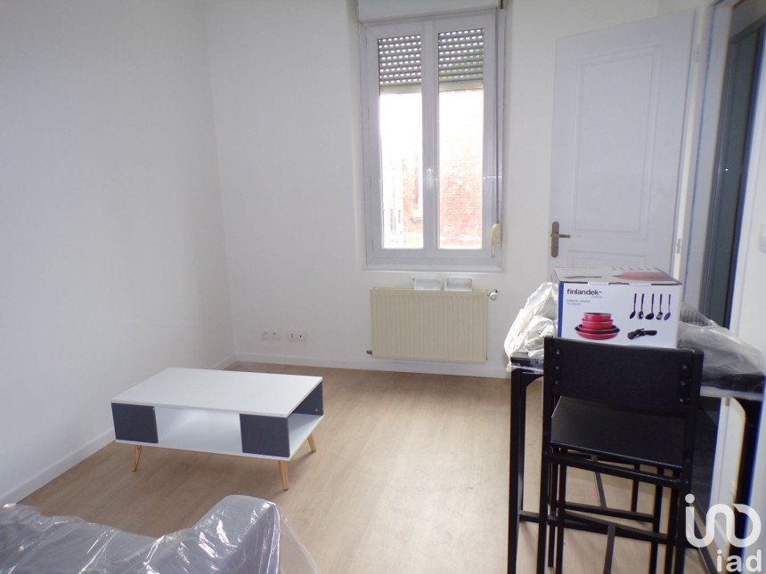 Apartment 2 rooms of 23 m² in Amiens (80000)