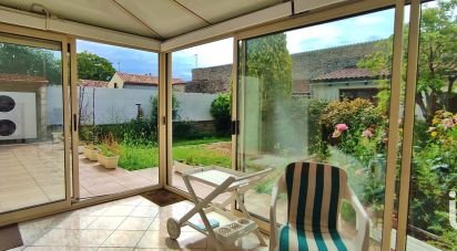 Village house 8 rooms of 212 m² in Aigrefeuille-d'Aunis (17290)