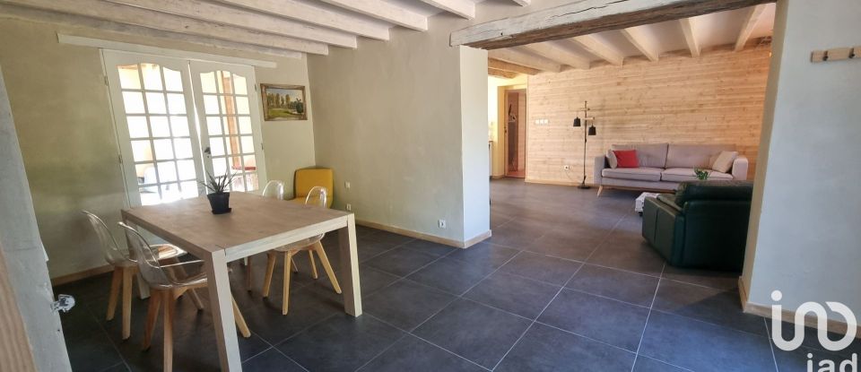 Maison 4 pièces de 116 m² à Saint-Cyr-sur-Menthon (01380)