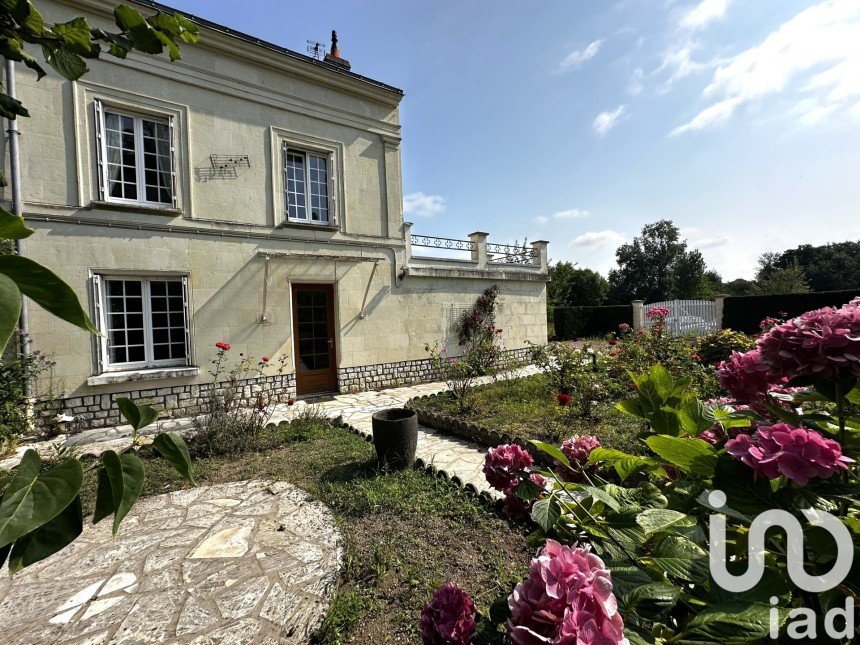 Traditional house 6 rooms of 120 m² in Villebernier (49400)