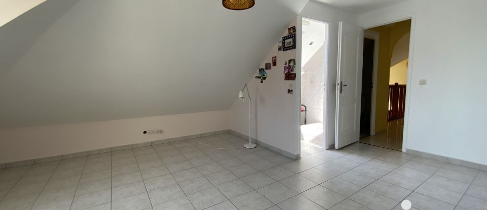 Maison 8 pièces de 144 m² à Montmagny (95360)