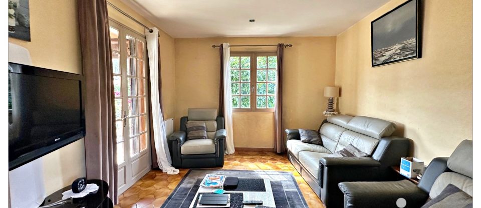 Maison 4 pièces de 92 m² à Gujan-Mestras (33470)