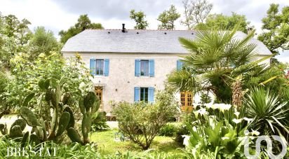 Country house 7 rooms of 244 m² in Gardères (65320)