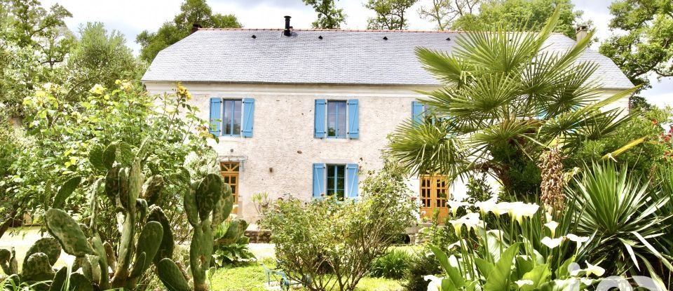 Maison de campagne 7 pièces de 244 m² à Gardères (65320)