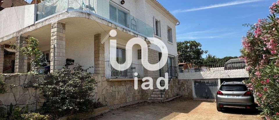 Apartment 3 rooms of 57 m² in La Ciotat (13600)