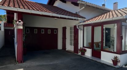 House 7 rooms of 154 m² in Bidart (64210)