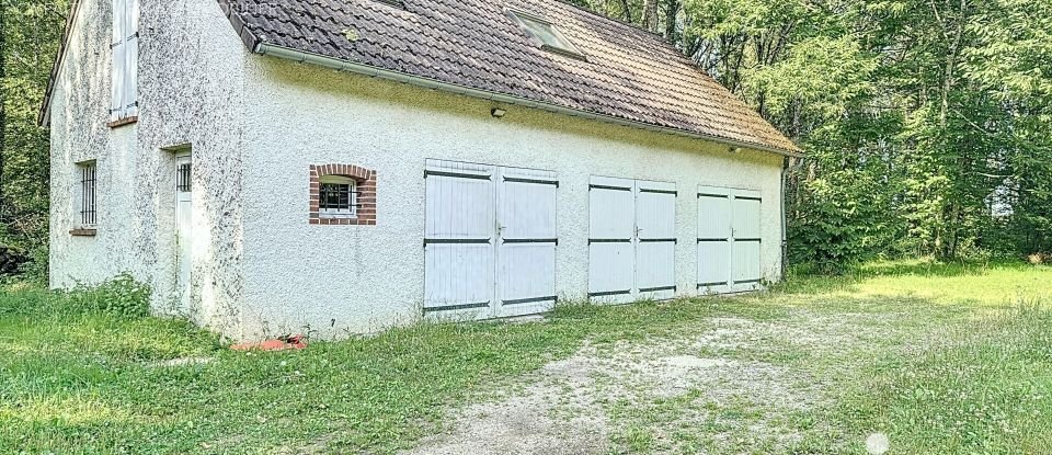 Demeure 7 pièces de 171 m² à Triguères (45220)