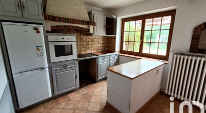 House 5 rooms of 110 m² in Les Pinthières (28210)