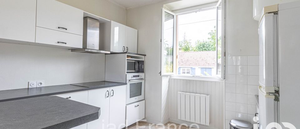 Studio 1 pièce de 28 m² à Maule (78580)