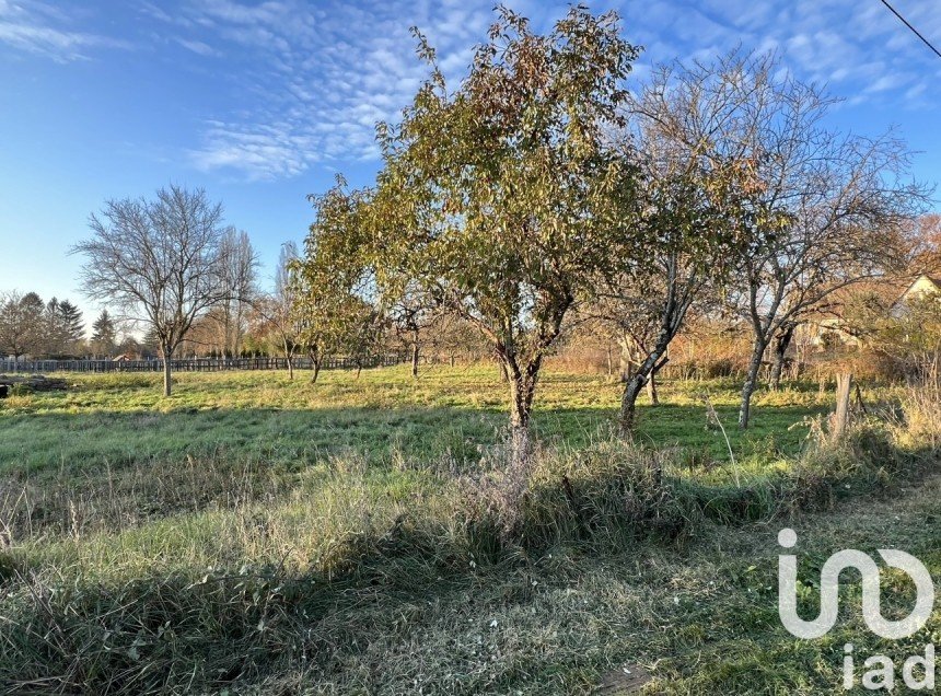 Terrain de 1 109 m² à Saint-Germain-des-Prés (45220)