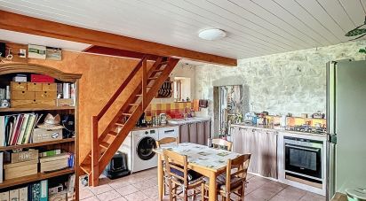 Farm 5 rooms of 98 m² in Belleydoux (01130)