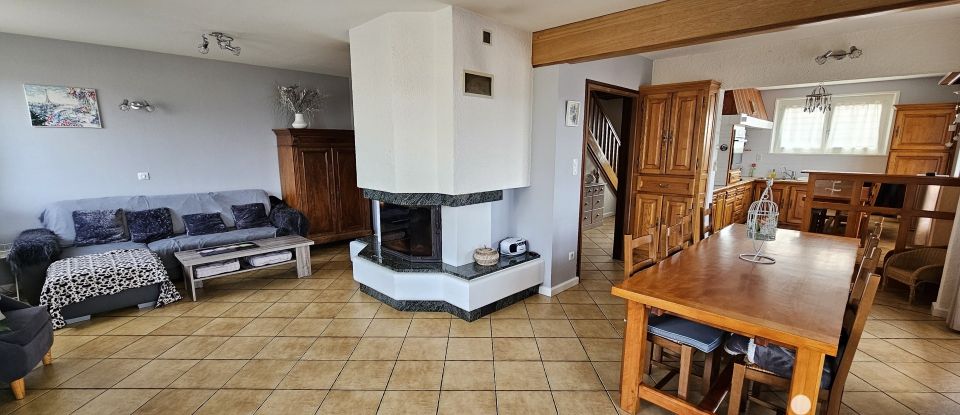 Traditional house 6 rooms of 168 m² in Frotey-lès-Vesoul (70000)