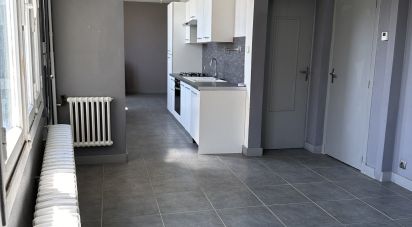 Town house 4 rooms of 72 m² in Moulins (03000)