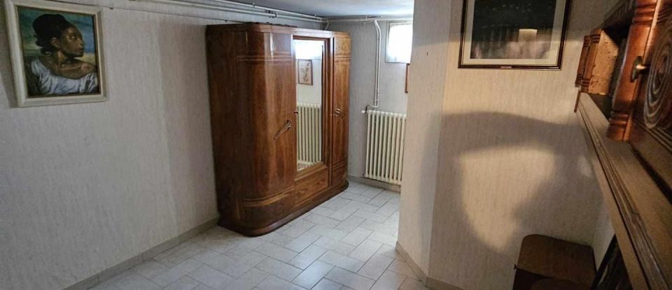 Maison traditionnelle 5 pièces de 116 m² à Coutras (33230)