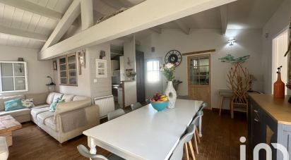 Traditional house 5 rooms of 103 m² in Le Bois-Plage-en-Ré (17580)