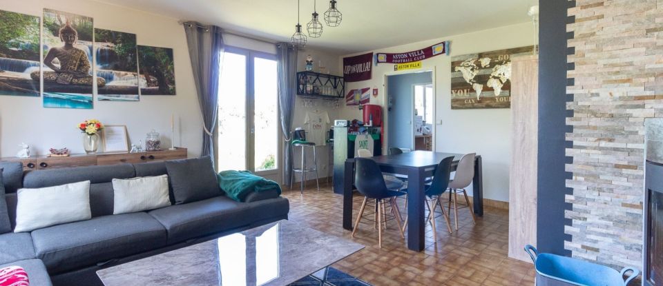 House 4 rooms of 87 m² in Saint-Genest-sur-Roselle (87260)