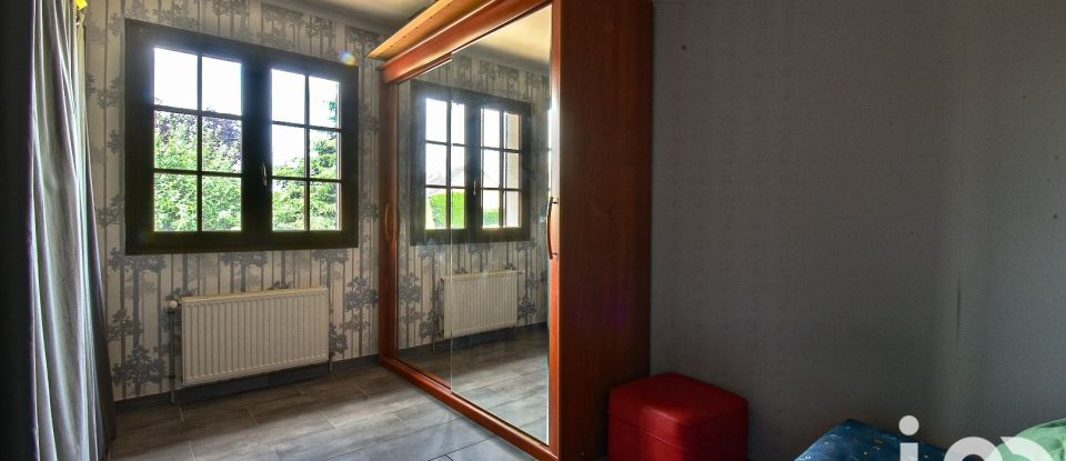 Traditional house 5 rooms of 130 m² in Parville (27180)