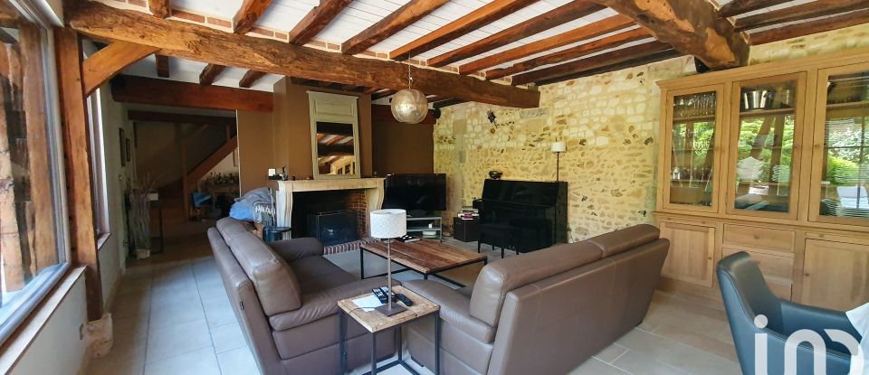 Mansion 9 rooms of 280 m² in Gaillon (27600)