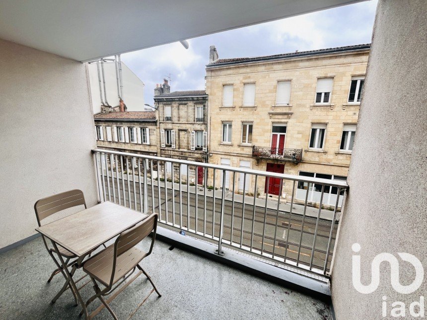 Appartement 1 pièce de 37 m² à Bordeaux (33000)