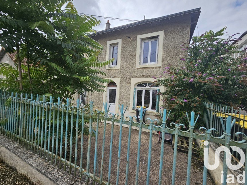 Maison 4 pièces de 76 m² à Saint-Pierre-d'Exideuil (86400)