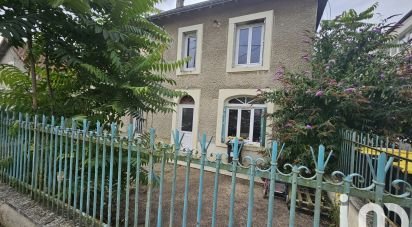 Town house 4 rooms of 76 m² in Saint-Pierre-d'Exideuil (86400)