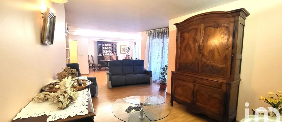 Apartment 5 rooms of 141 m² in Montargis (45200)