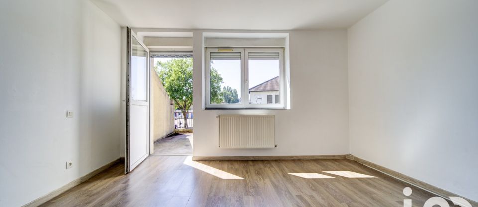 Apartment 3 rooms of 63 m² in Uckange (57270)