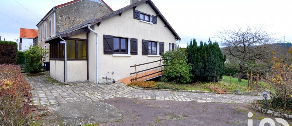 Maison 4 pièces de 80 m² à Saint-Chéron (91530)