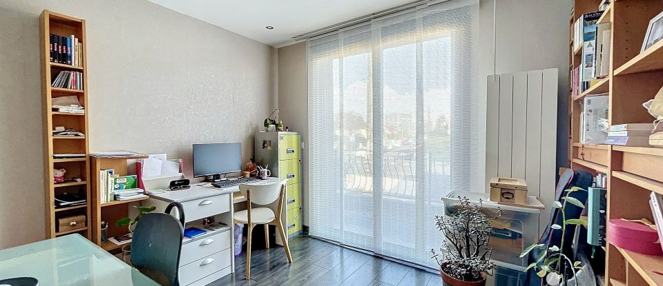 Maison 7 pièces de 190 m² à Pontault-Combault (77340)