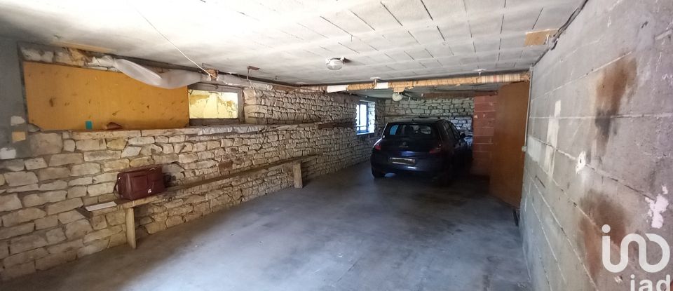 Maison 4 pièces de 90 m² à Gramat (46500)