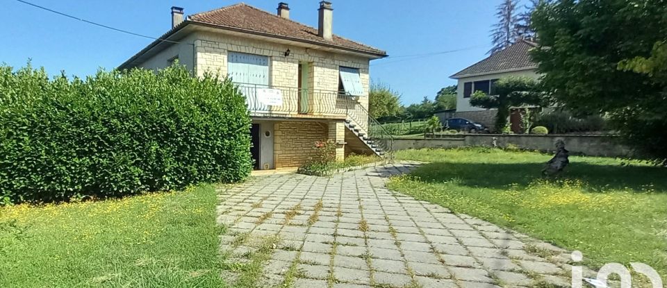 Maison 4 pièces de 90 m² à Gramat (46500)