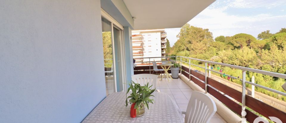 Apartment 3 rooms of 68 m² in Mandelieu-la-Napoule (06210)