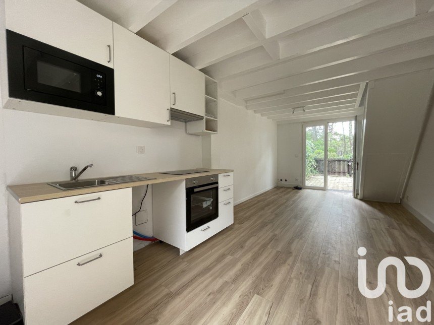 Maison 3 pièces de 44 m² à Lacanau (33680)