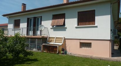 Maison 4 pièces de 93 m² à Orthez (64300)