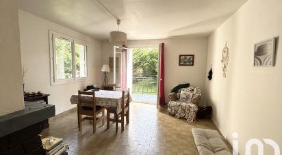 Building in Luzarches (95270) of 119 m²