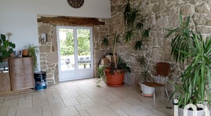 Country house 10 rooms of 196 m² in Sanvignes-les-Mines (71410)