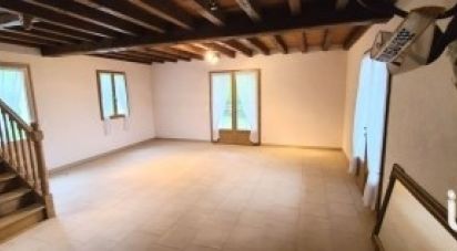 House 6 rooms of 120 m² in Saint-Michel-de-Bannières (46110)