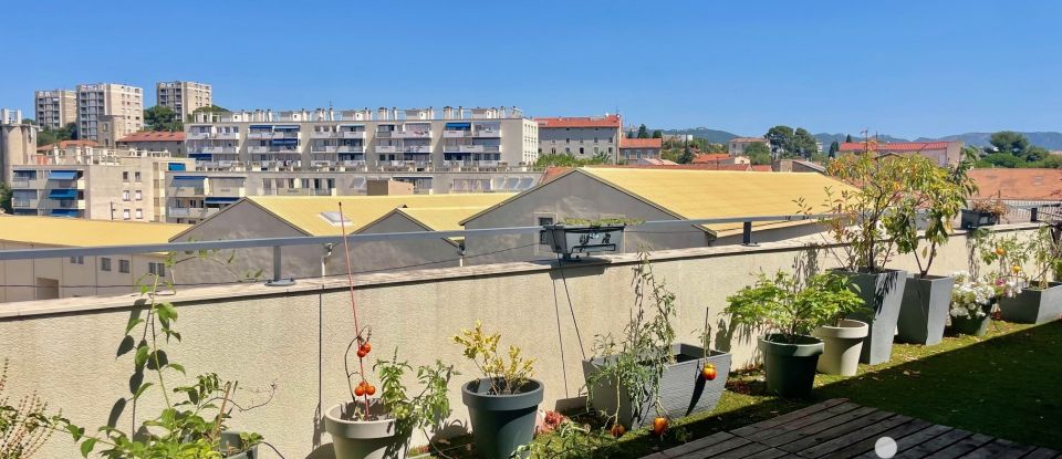 Apartment 3 rooms of 86 m² in Marseille (13013)