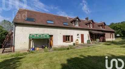 Longere 10 rooms of 300 m² in Château-Renard (45220)