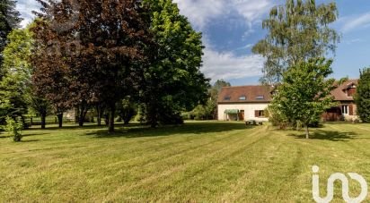 Longere 10 rooms of 300 m² in Château-Renard (45220)