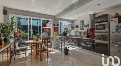 Maison 7 pièces de 157 m² à Bois-Colombes (92270)