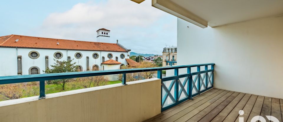 Apartment 3 rooms of 61 m² in Hendaye (64700)