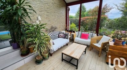 Traditional house 6 rooms of 208 m² in Béhasque-Lapiste (64120)